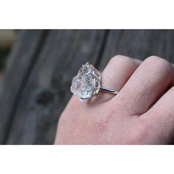 alternative raw diamond engagement ring raw crystal size 4 5 6 7 8 8 9 1… - Picture 5 of 6